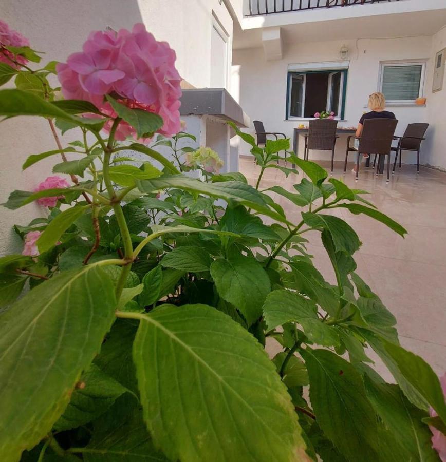 Duje & Roko Apartments Šibenik Exterior foto