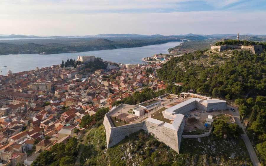 Duje & Roko Apartments Šibenik Exterior foto